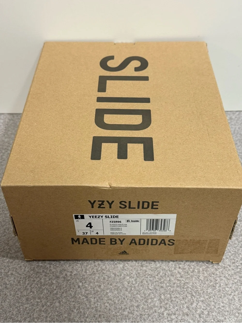 adidas Yeezy Slide Flax Size 4 Men/ 5 Women (Tried On) FZ5896